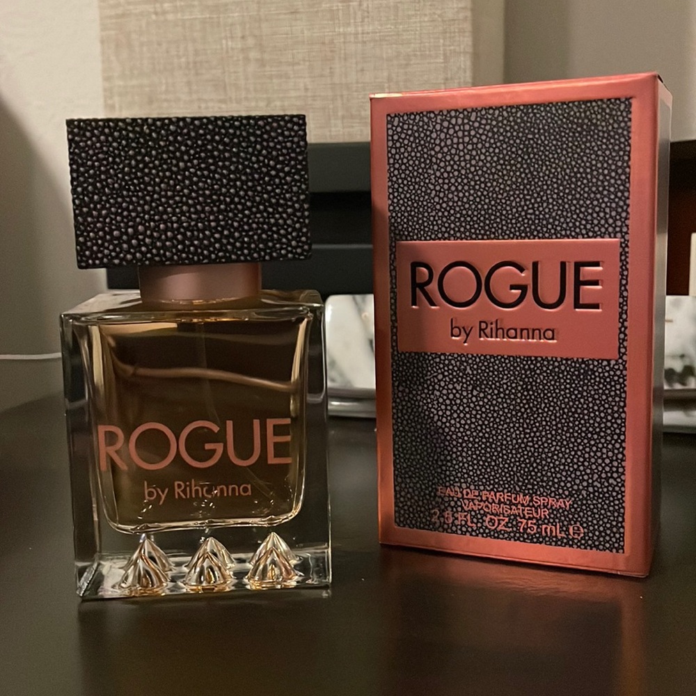Rihanna Rogue